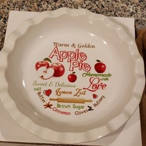 Apple Pie Pan Decor